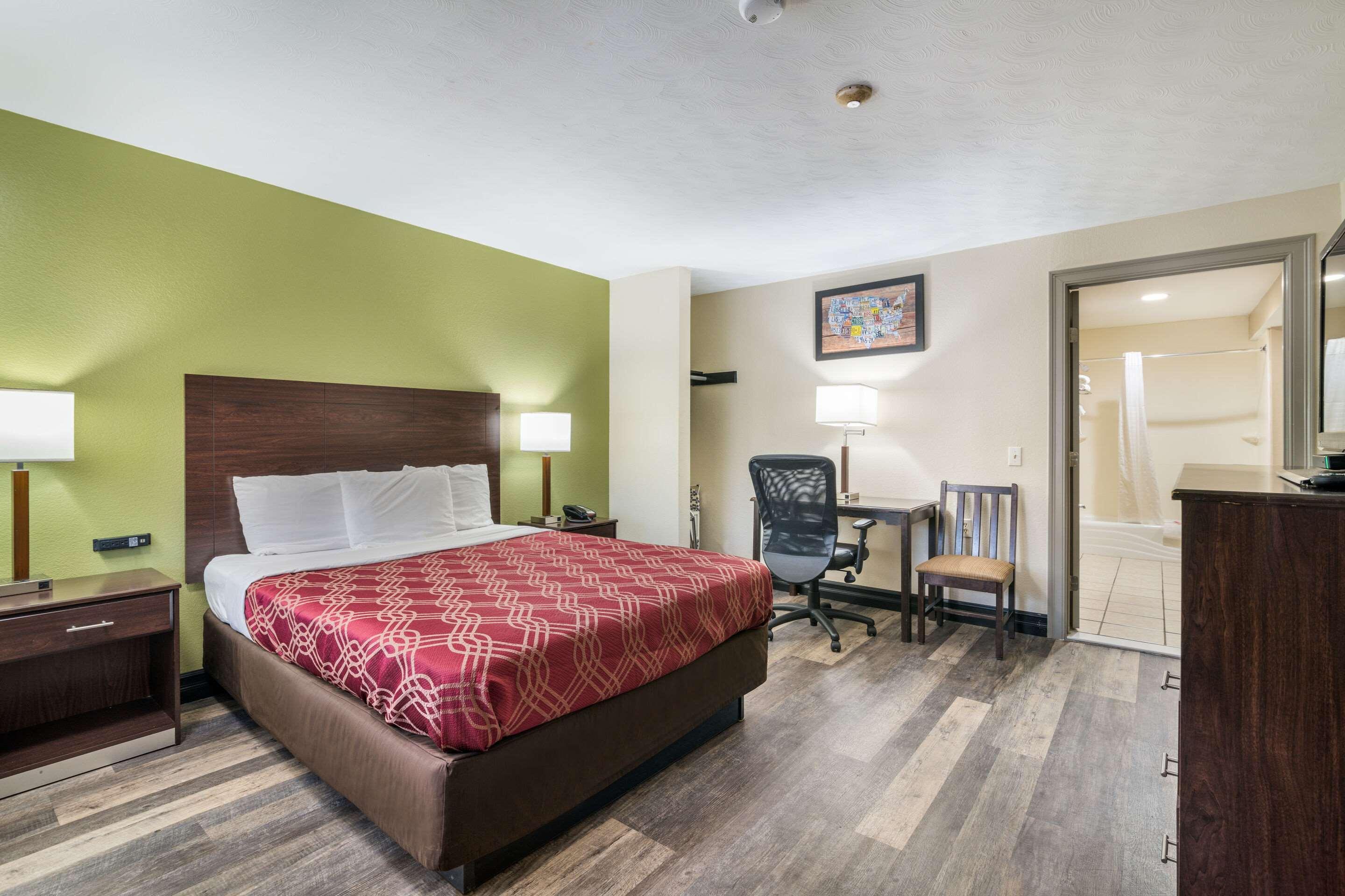 Econo Lodge Boston-Молден Екстер'єр фото
