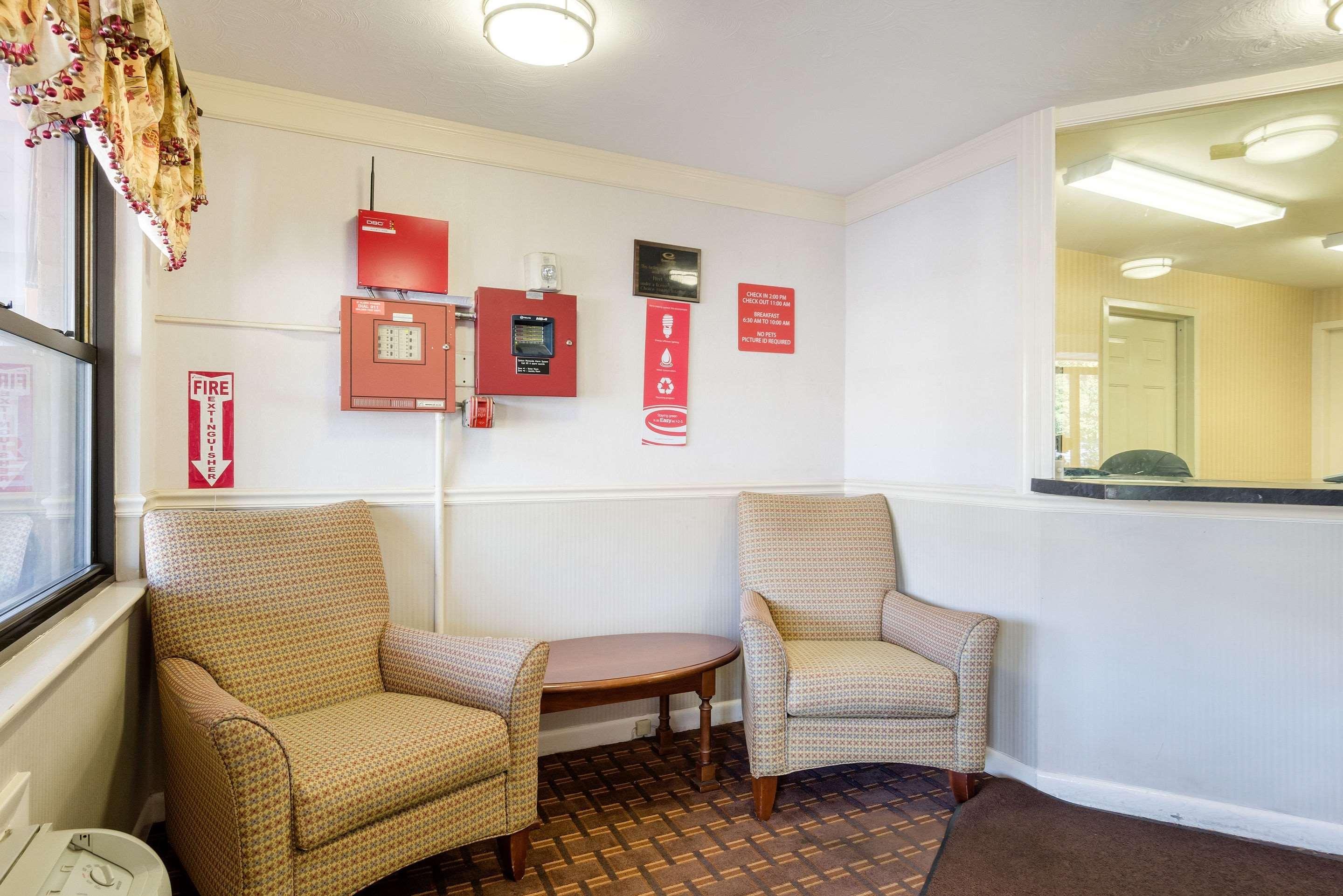 Econo Lodge Boston-Молден Екстер'єр фото