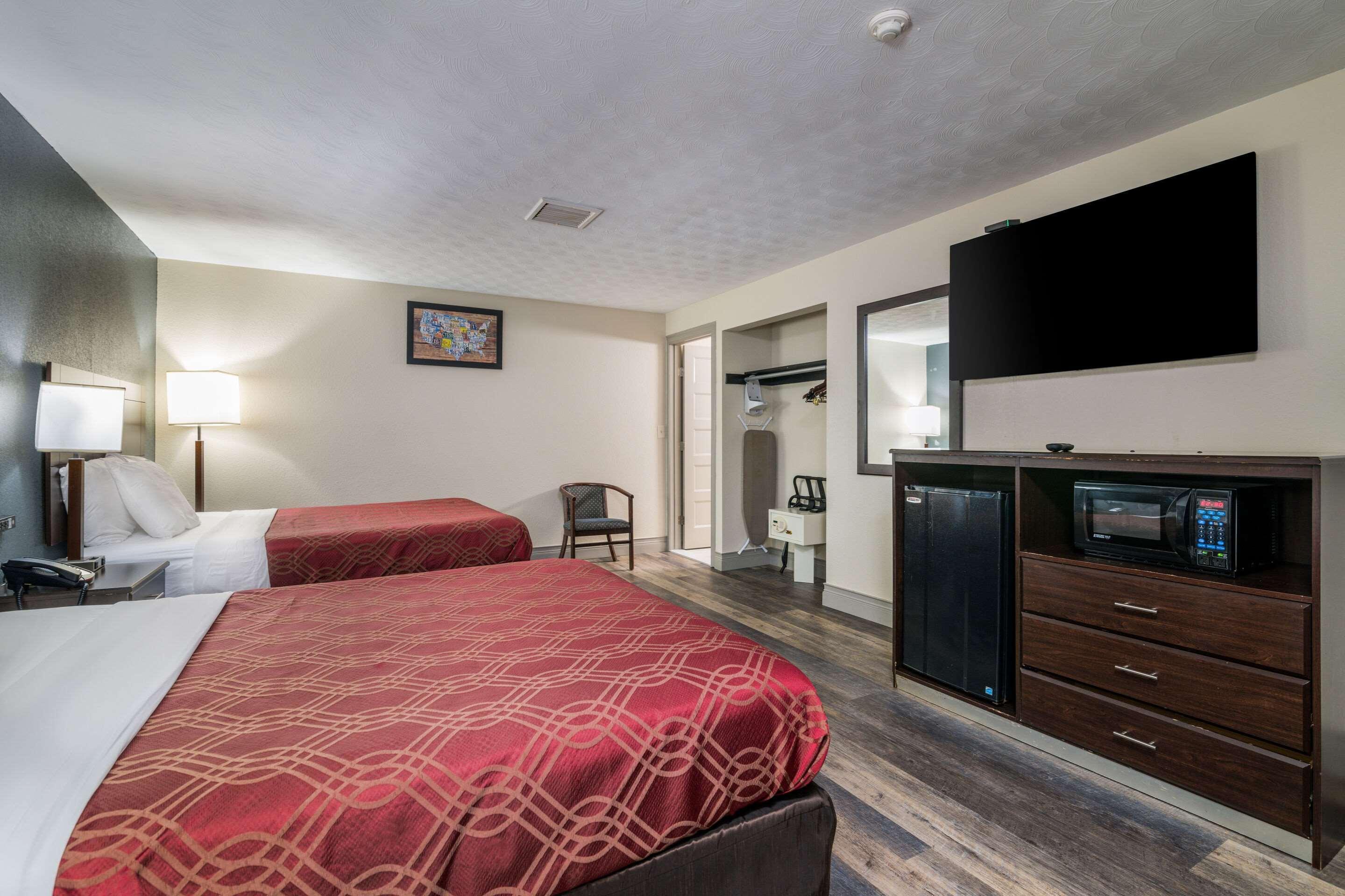 Econo Lodge Boston-Молден Екстер'єр фото