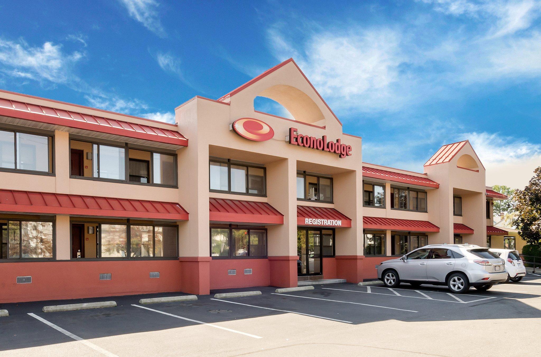 Econo Lodge Boston-Молден Екстер'єр фото