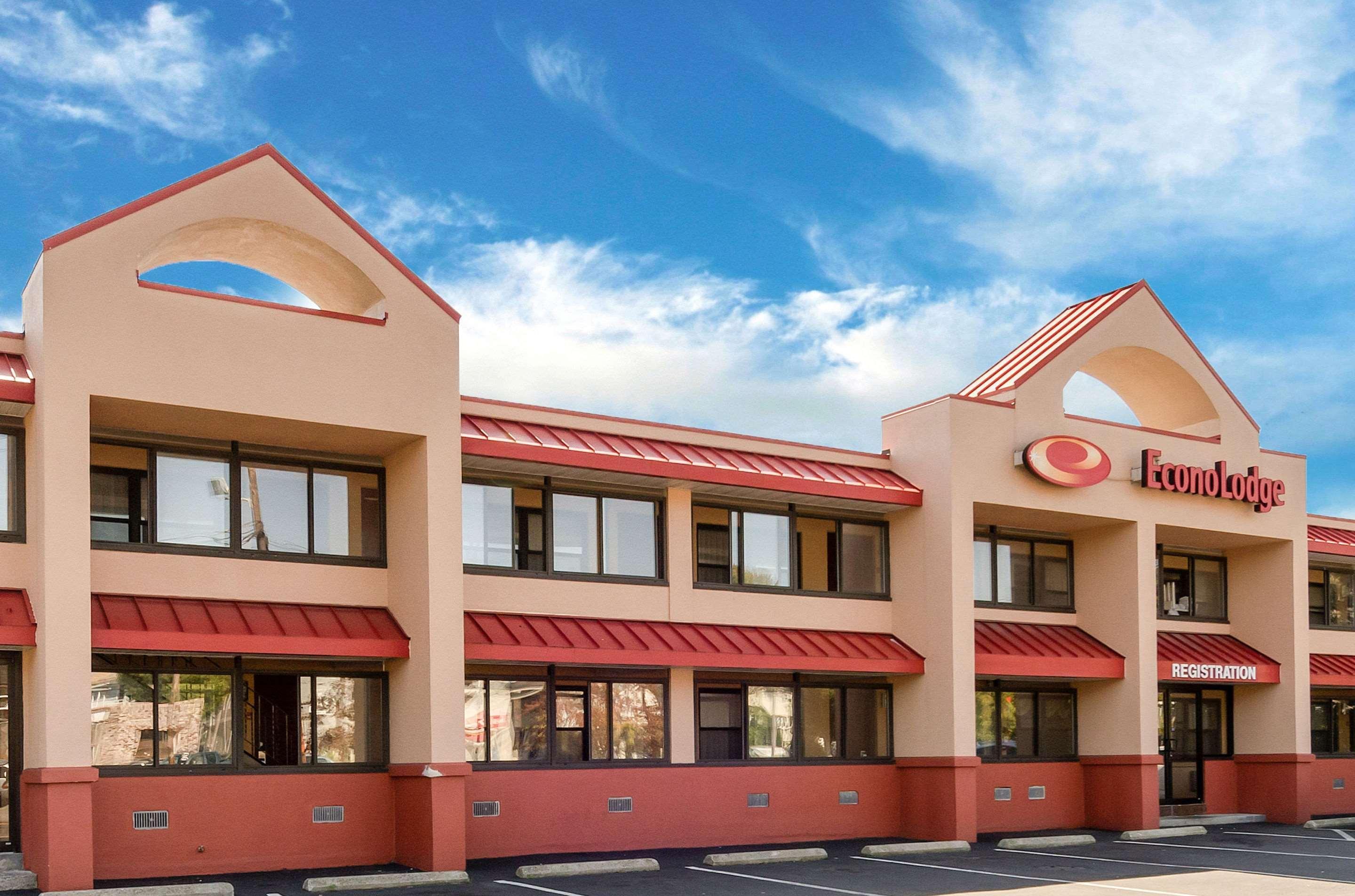 Econo Lodge Boston-Молден Екстер'єр фото